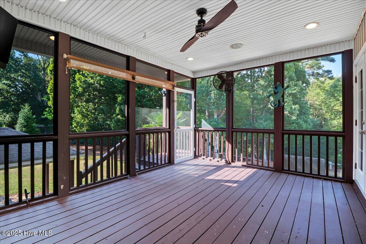 104 T R Drive Clayton, NC 27520 - Photo 17 of 59 18-104 T R Dr-18