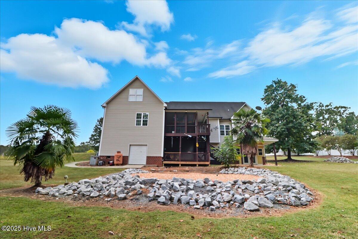 104 T R Drive Clayton, NC 27520 - Photo 5 of 59 05-104 T R Dr-5