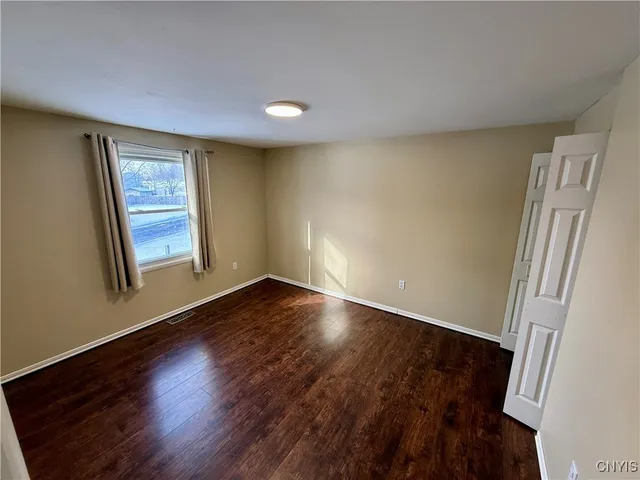 $2,350 | 8497 Chinkapin Circle, Cicero, NY 13039