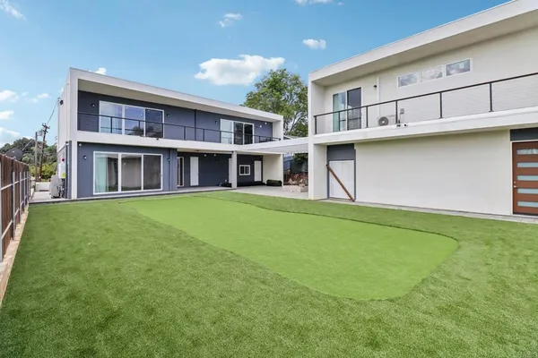 $2,299,000 | 139-41 Almond Street, Fallbrook, CA 92028