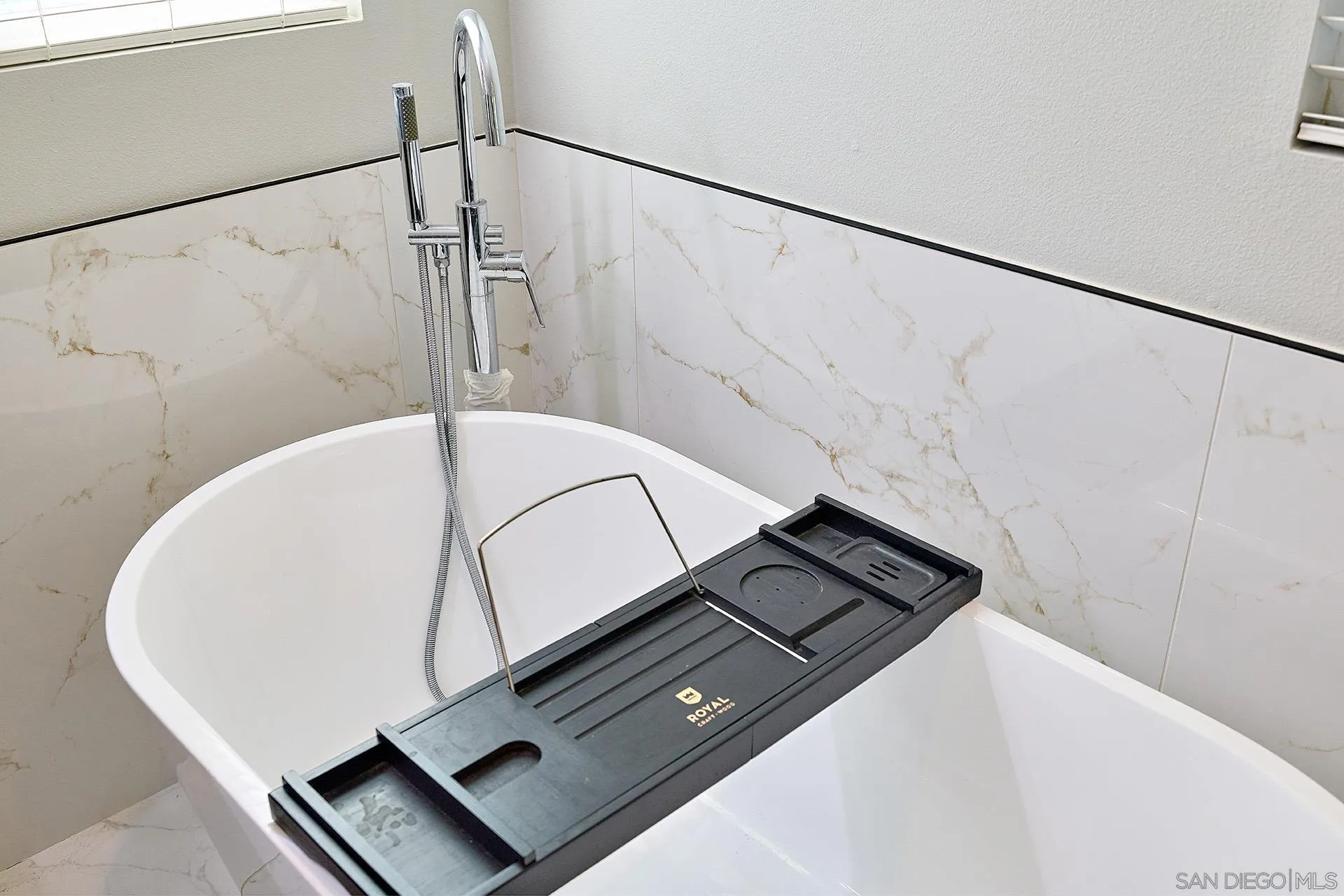 3402 Filoli Circle Carlsbad, CA 92009 - Photo 16 of 39