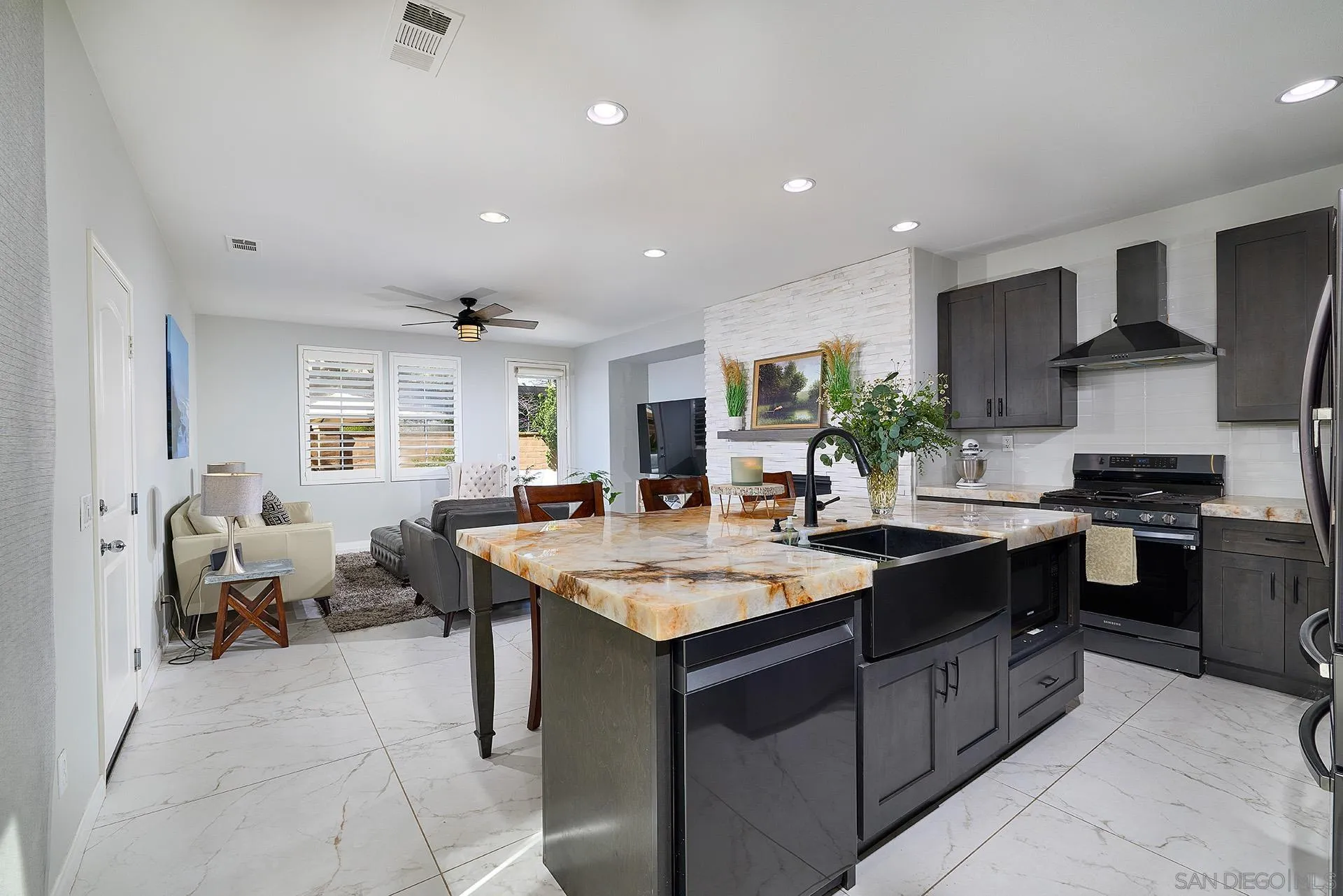 3402 Filoli Circle Carlsbad, CA 92009 - Photo 7 of 39