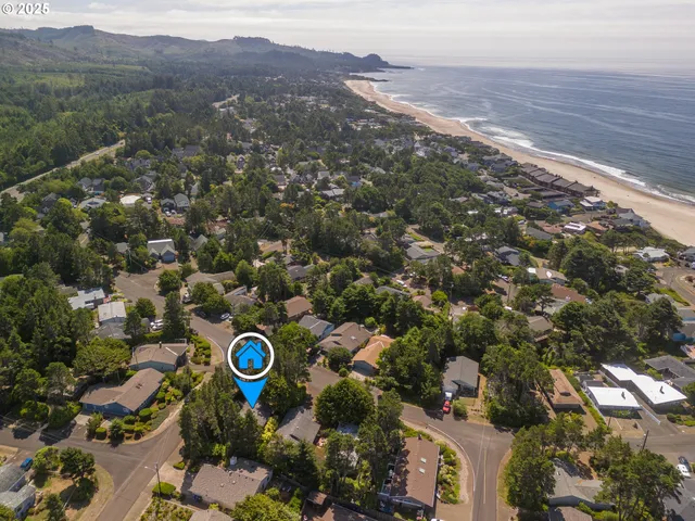$409,000 | 5415 Hacienda Avenue, Lincoln City, OR 97367
