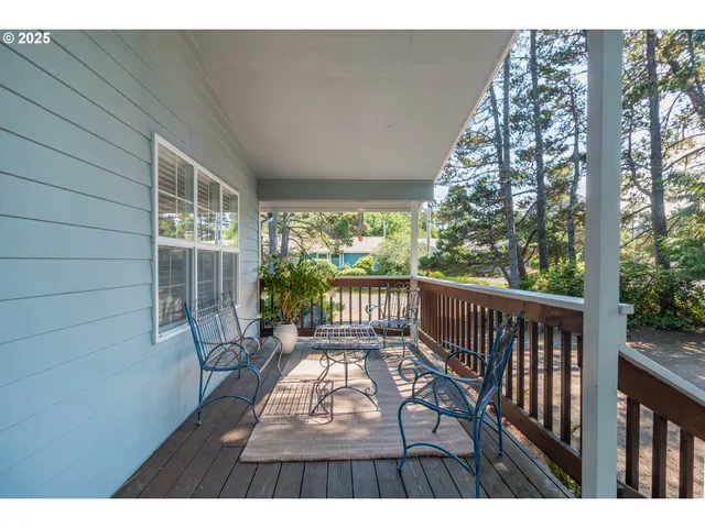$409,000 | 5415 Hacienda Avenue, Lincoln City, OR 97367