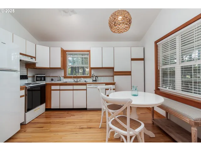 $409,000 | 5415 Hacienda Avenue, Lincoln City, OR 97367