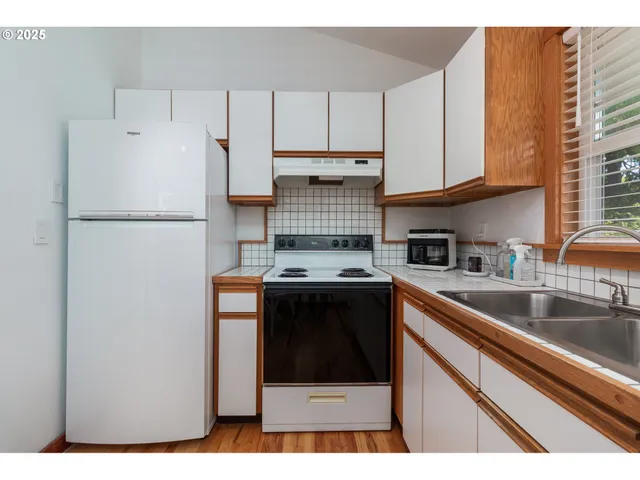 $409,000 | 5415 Hacienda Avenue, Lincoln City, OR 97367