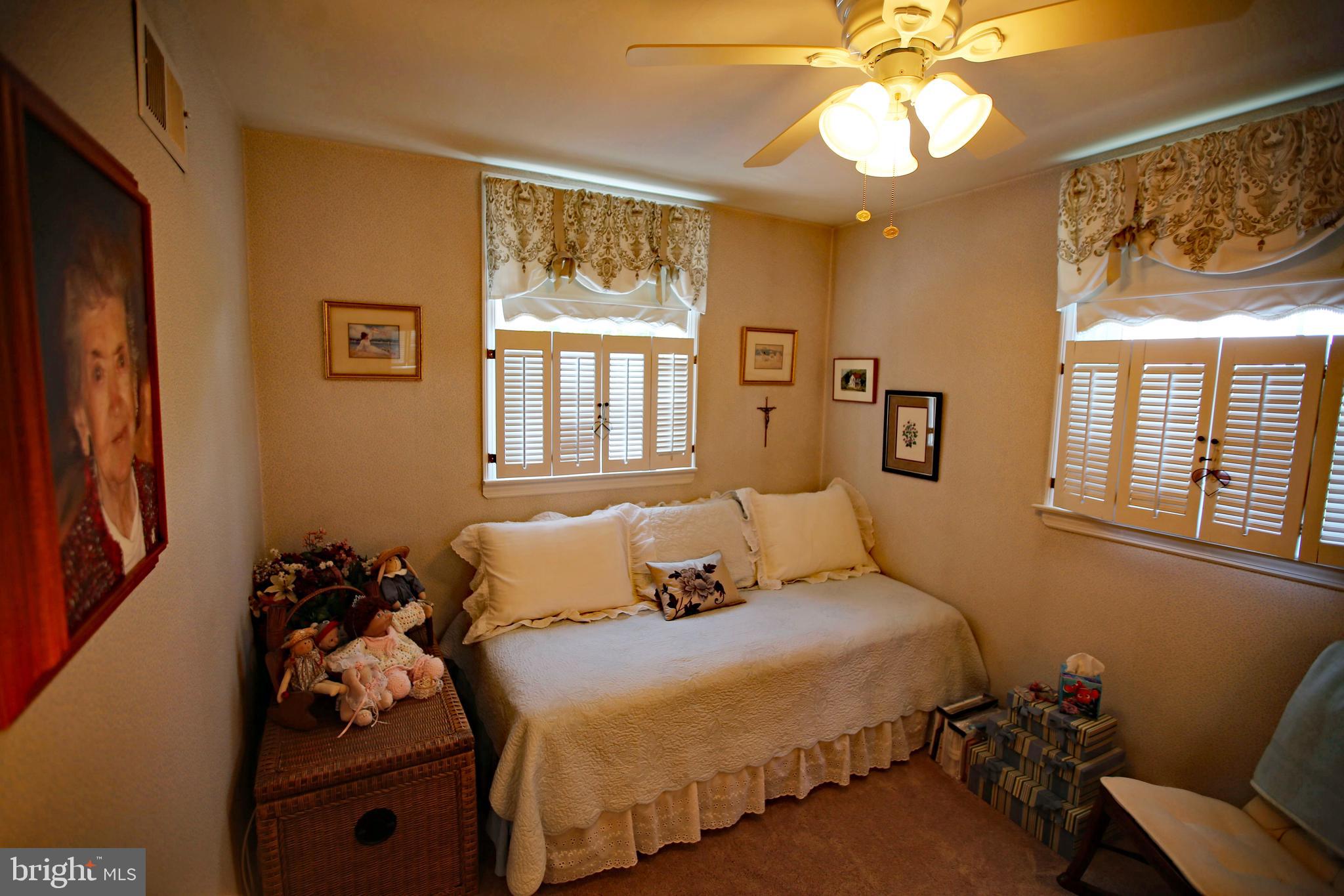 1639 Mt Pleasant Road Havertown, PA 19083 - Photo 18 of 27 BEDROOM