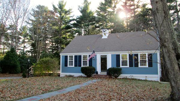 80 Wadsworth Road Duxbury, MA 02332 - Photo 1 of 14 Gallery Image 1