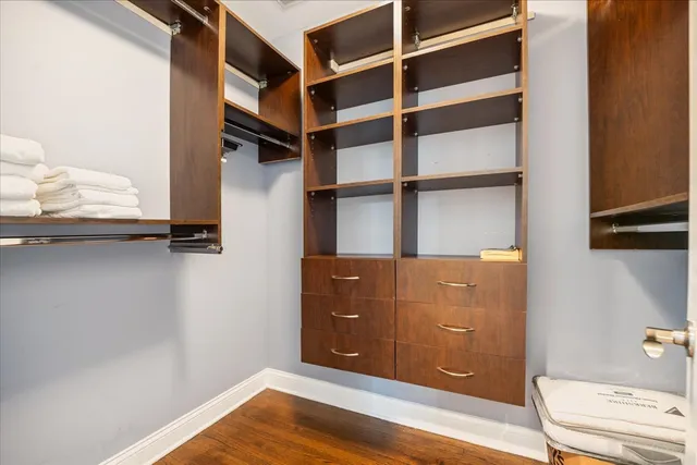 $1,325,000 | 2415 West Belle Plaine Avenue, Chicago, IL 60618