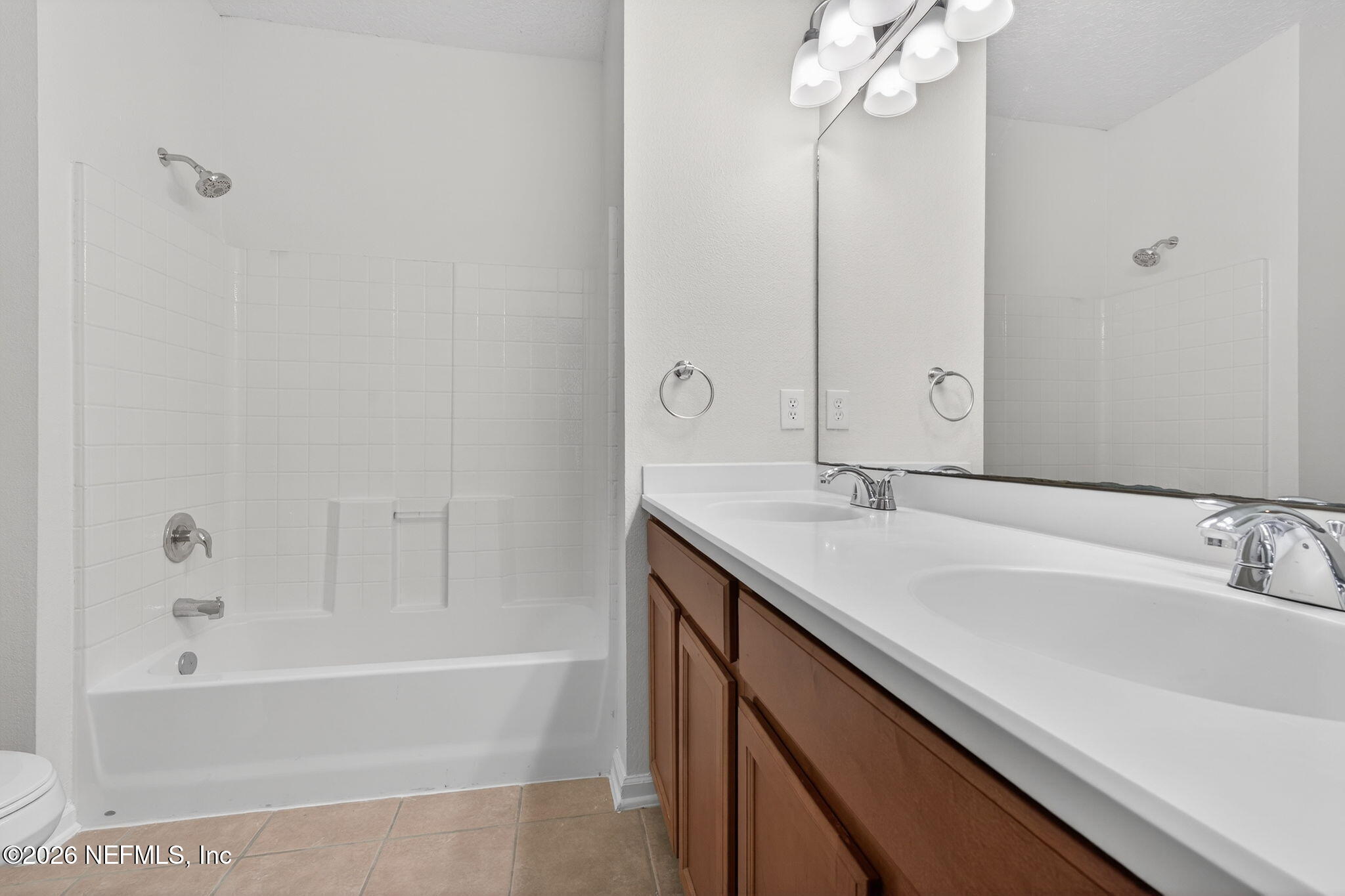 3028 South Atherley Road St. Augustine, FL 32092 - Photo 16 of 30 21-web-or-mls-bathroom-2