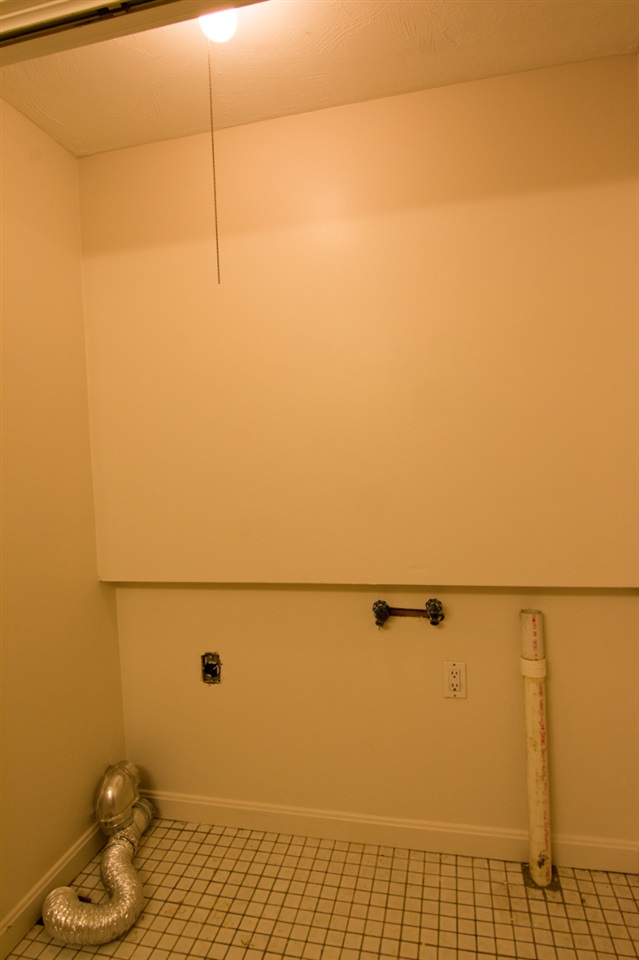 5 Tsienneto Road, Unit 70 Derry, NH 03038 - Photo 28 of 31