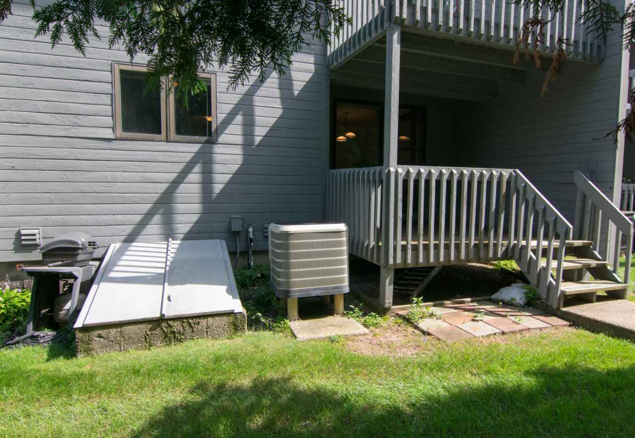 5 Tsienneto Road, Unit 70 Derry, NH 03038 - Photo 4 of 31