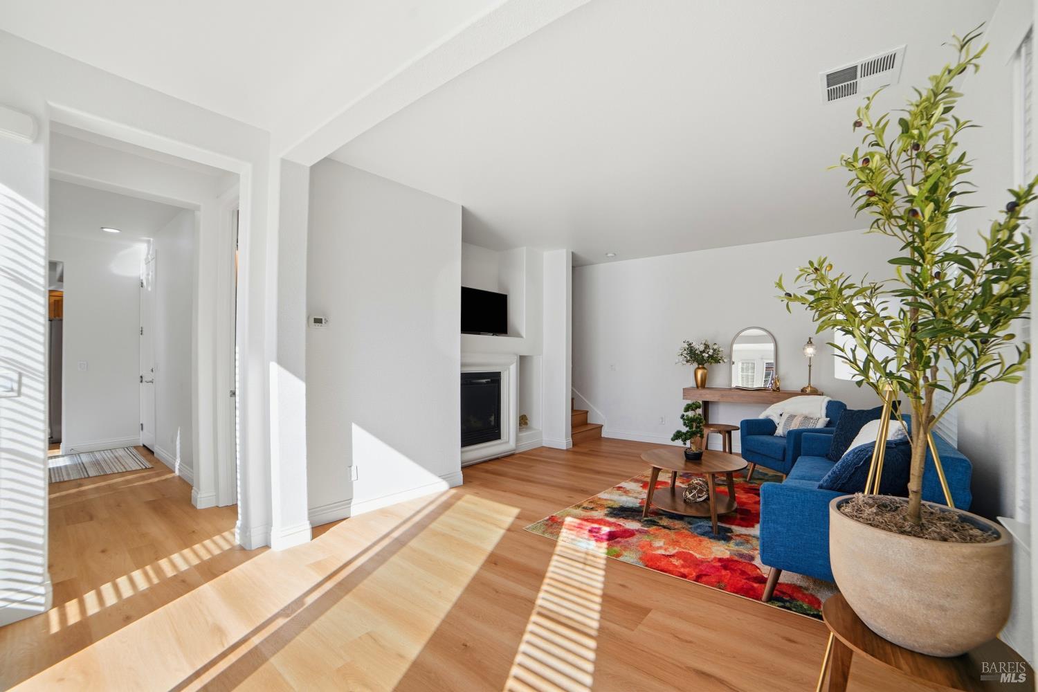 4077 Calloway Drive Santa Rosa, CA 95409 - Photo 6 of 43