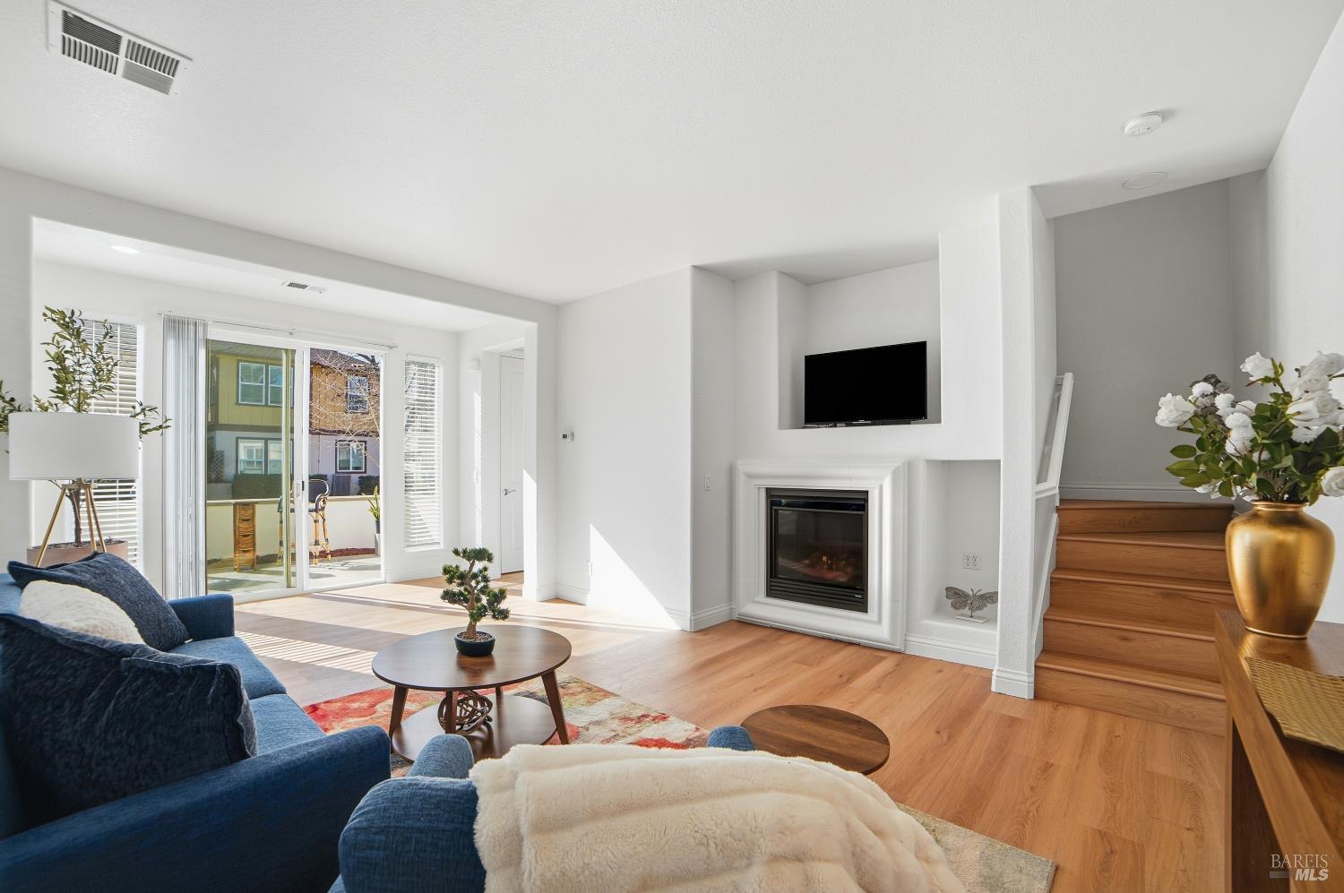 4077 Calloway Drive Santa Rosa, CA 95409 - Photo 8 of 43