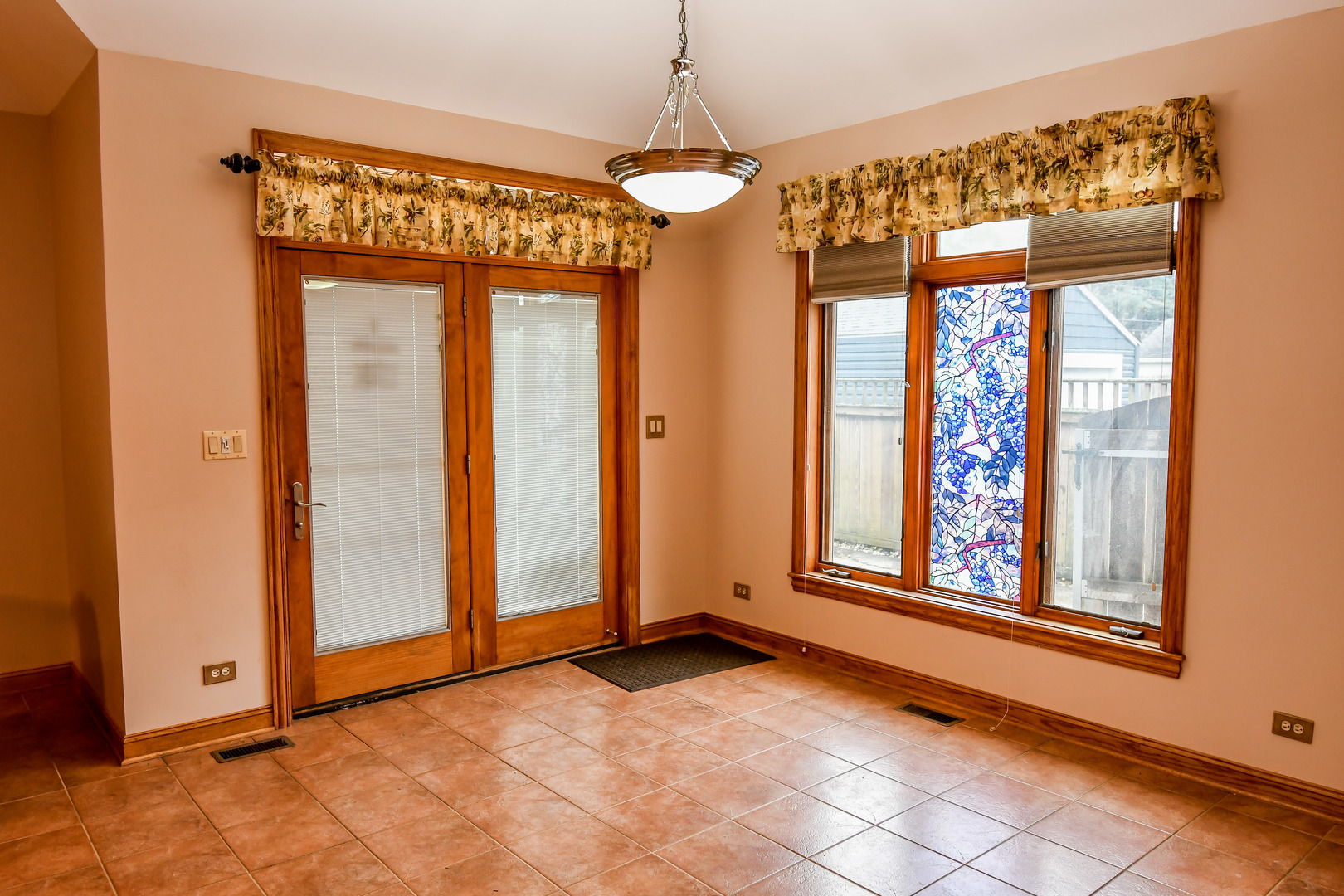 731 Spring Road Elmhurst, IL 60126 - Photo 13 of 23 a view of an entryway with a window