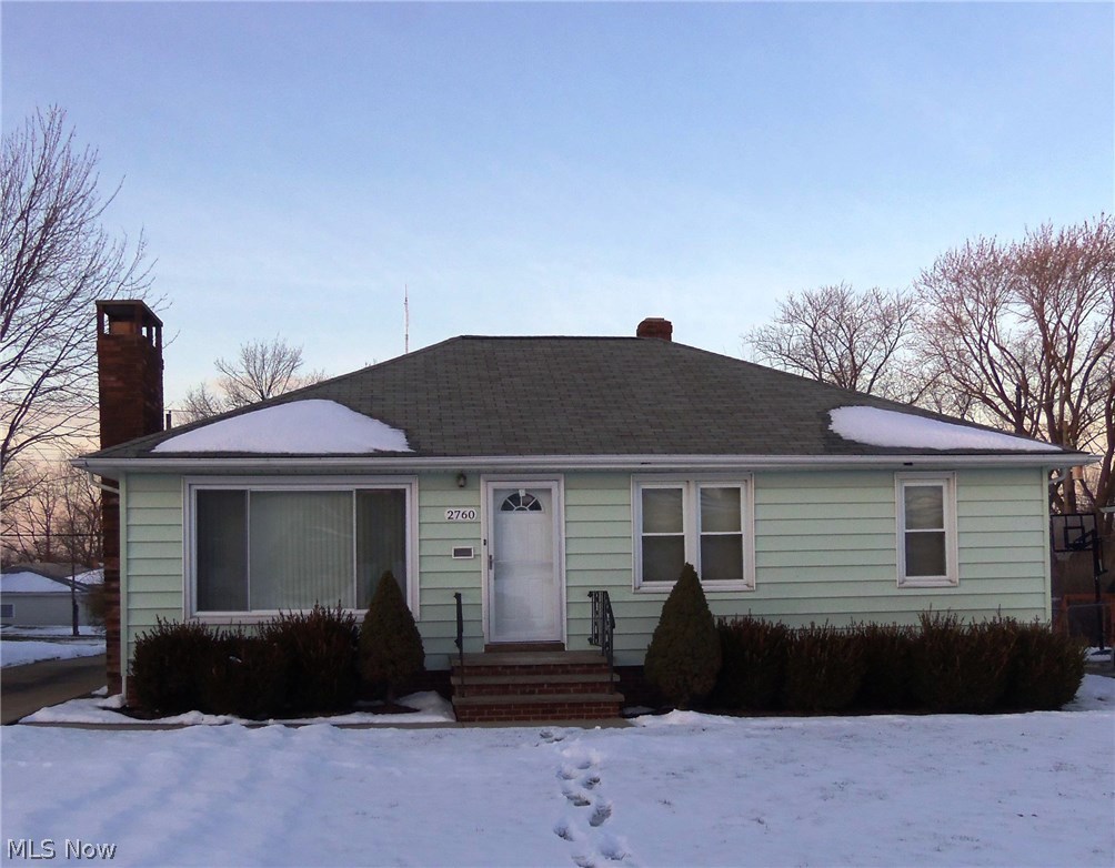 2760 Dentzler Road Parma, OH 44134 - Photo 2 of 35
