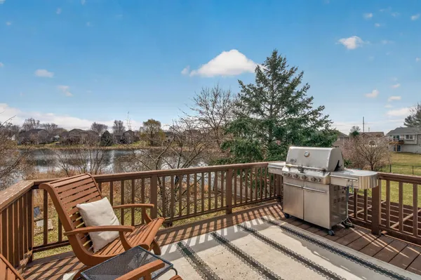 $450,000 | 5515 157th Way North, Hugo, MN 55038