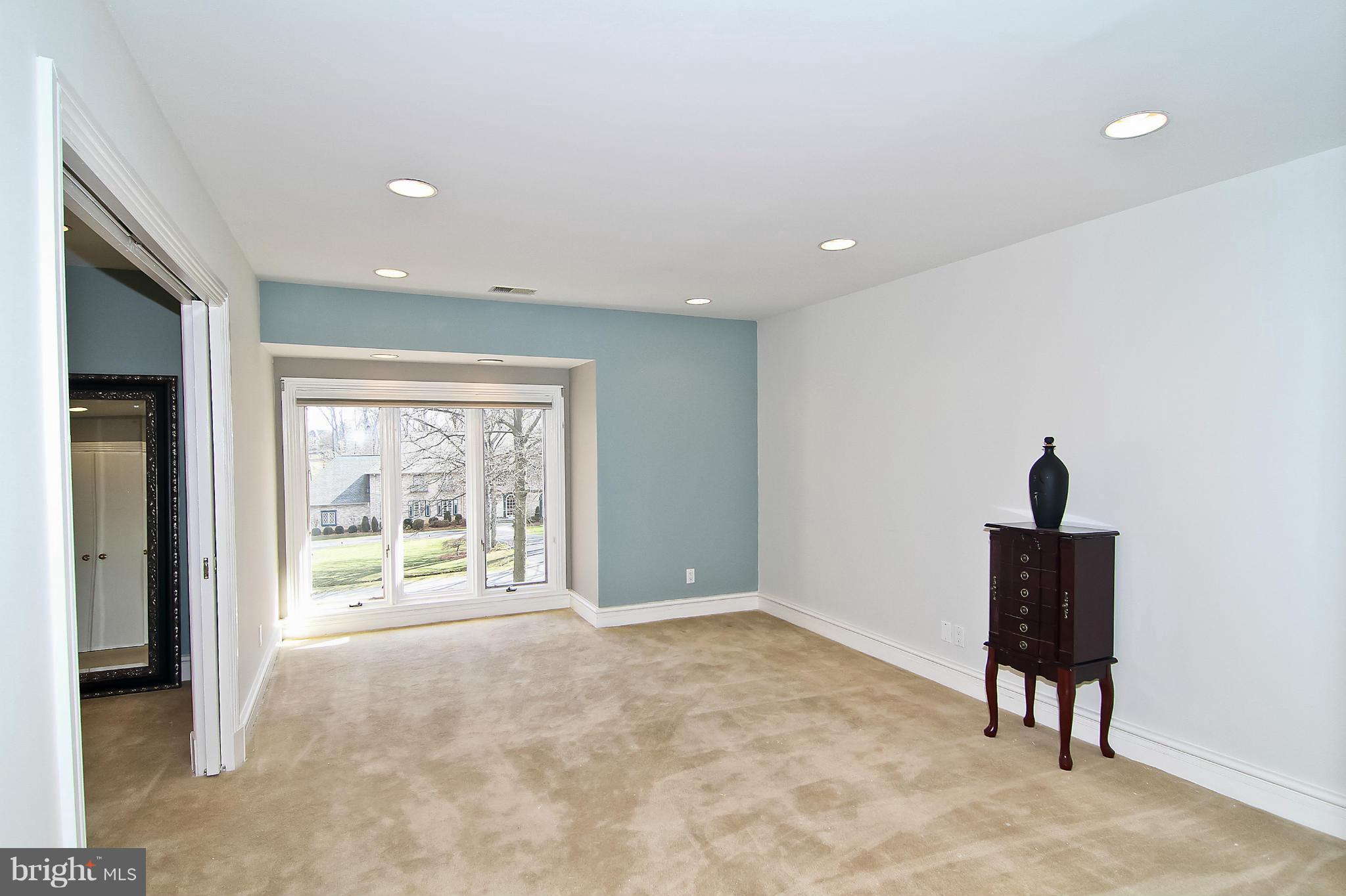 10308 Iron Gate Road Potomac, MD 20854 - Photo 14 of 28 Bedroom #2