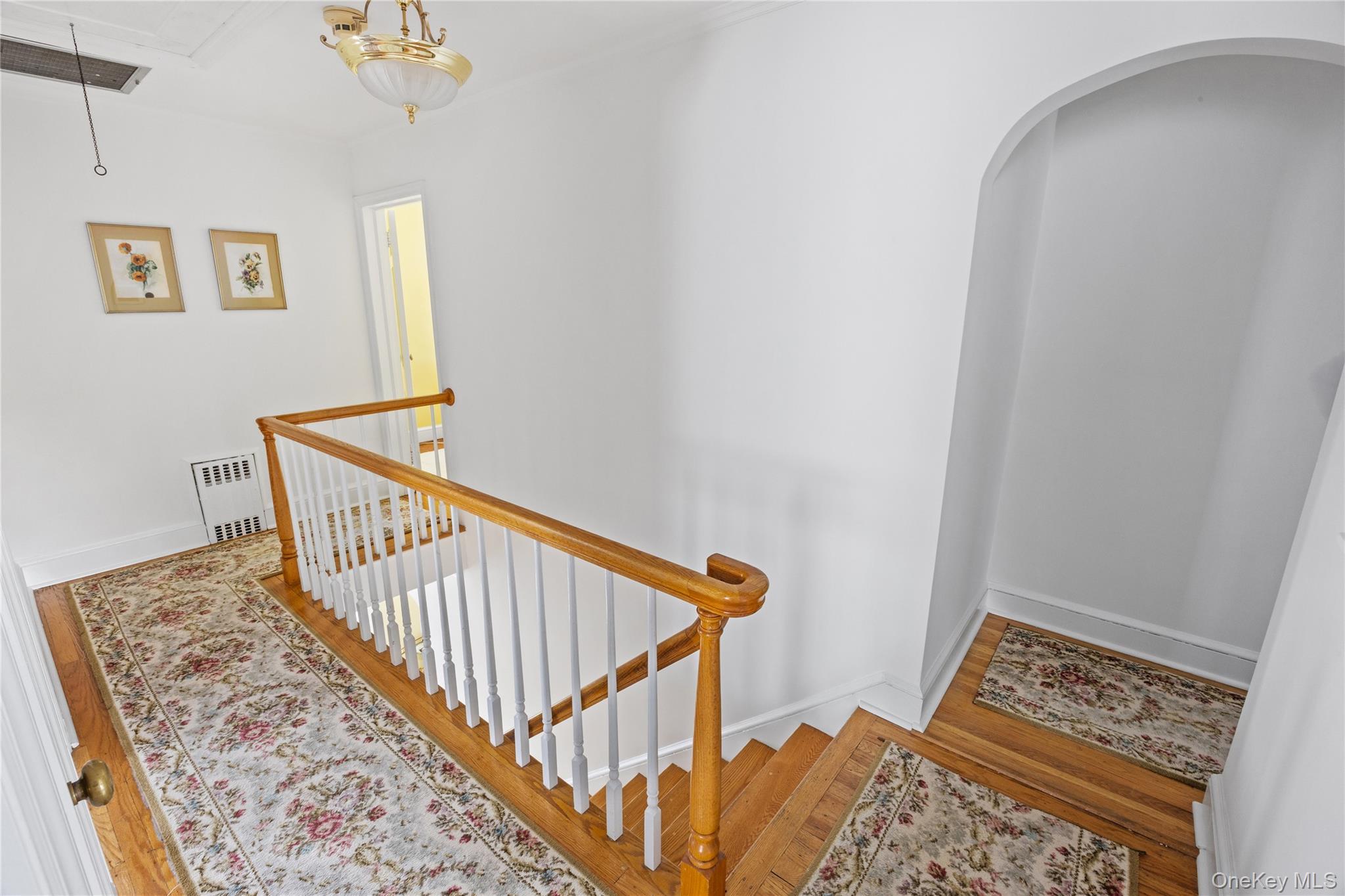 75 Bulson Road Rockville Centre, NY 11570 - Photo 17 of 41