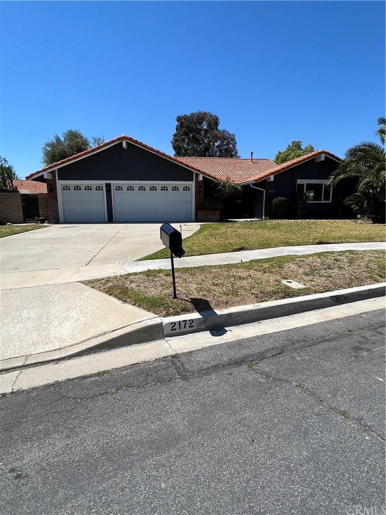 2172 North Magnolia Avenue Rialto, CA 92377 - Photo 1 of 1 Gallery Image 1