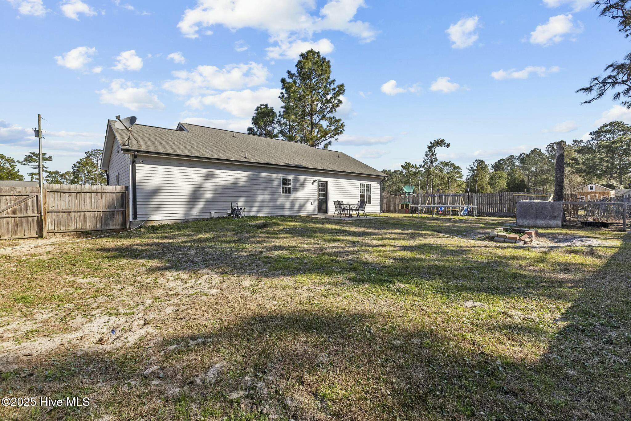 104 Courtney Pines Road Maple Hill, NC 28454 - Photo 27 of 28 tempImageIVCYZv