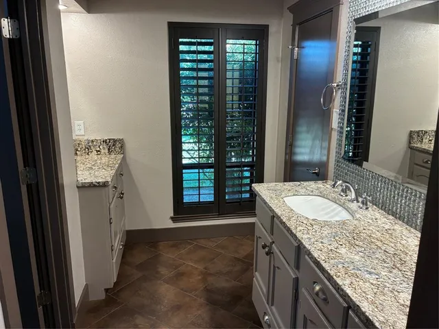 $2,400 | 5617 Ridgerock Court, Fort Worth, TX 76132