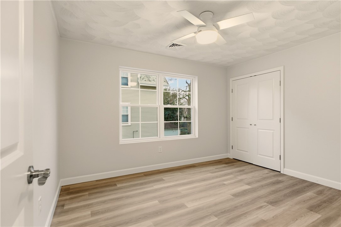 47 Windsor Road Cranston, RI 02905 - Photo 20 of 39