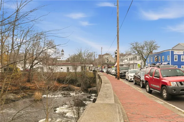 $3,500 | 47 Windsor Road, Cranston, RI 02905