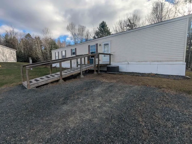 $115,000 | 27 Lunar Drive, Canaan, NH 03741