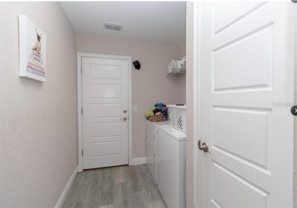 14 Hemlock Loop Court Ocala, FL 34472 - Photo 20 of 27 a view of walk in closet
