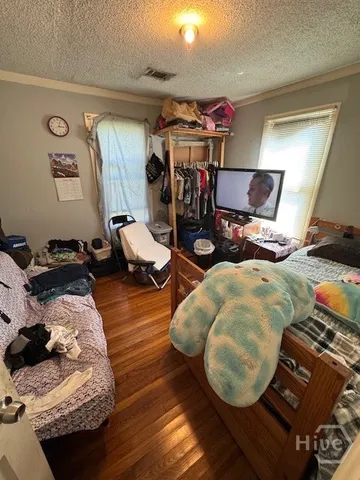 $255,000 | 320 Forrest Avenue, Savannah, GA 31404