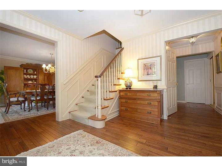 1062 Beaumont Road Berwyn, PA 19312 - Photo 3 of 25