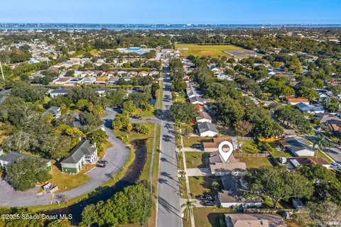 an aerial view of multiple house