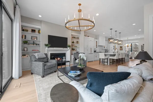 $1,789,500 | 108 North Wright Street, Naperville, IL 60540