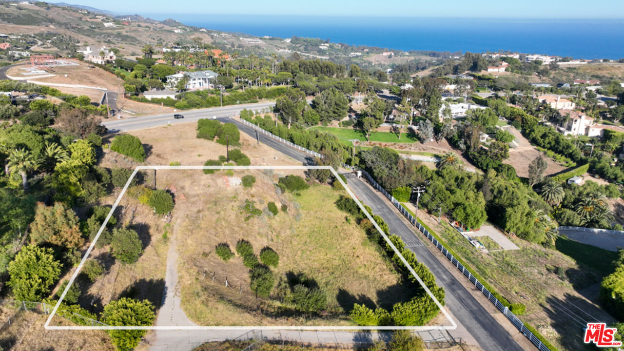 5923 Cavalleri Road Malibu, CA 90265 - Photo 5 of 5