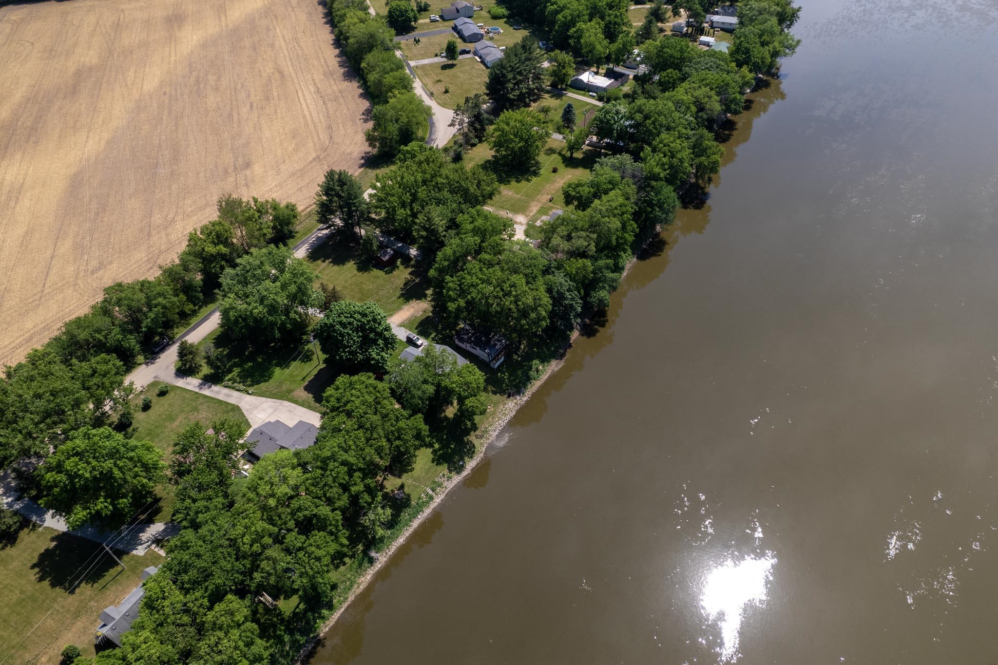 7198 South Rock Nation Road Dixon, IL 61021 - Photo 9 of 40