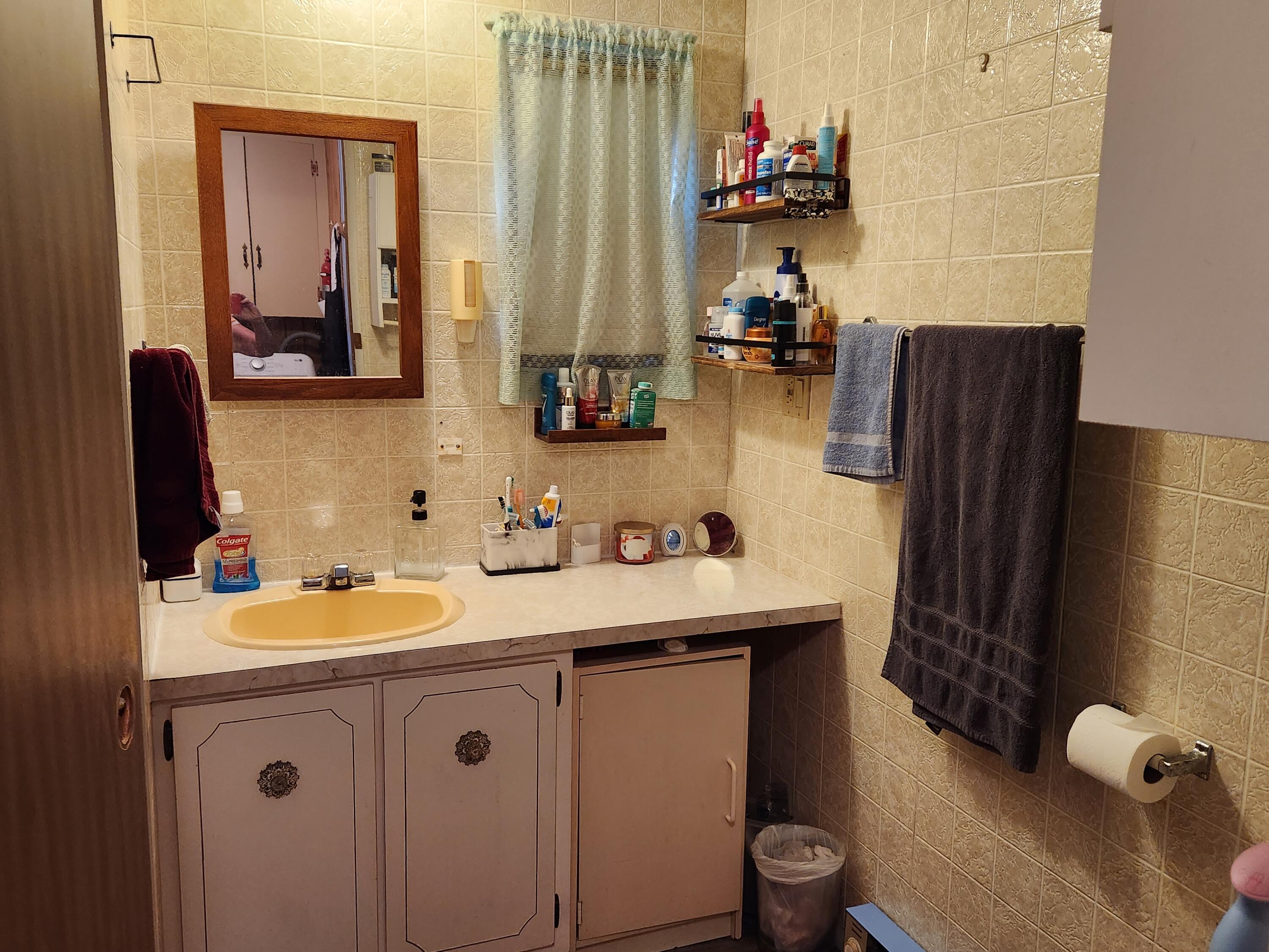 5 Bremen Road Waldoboro, ME 04572 - Photo 7 of 15 VannahBath