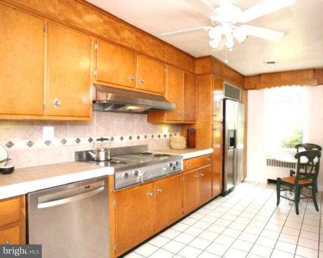 13041 Beaver Dam Road Cockeysville, MD 21030 - Photo 13 of 22 Kitchen