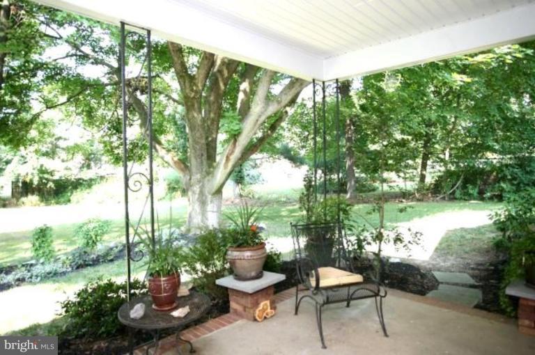 13041 Beaver Dam Road Cockeysville, MD 21030 - Photo 3 of 22 Porch