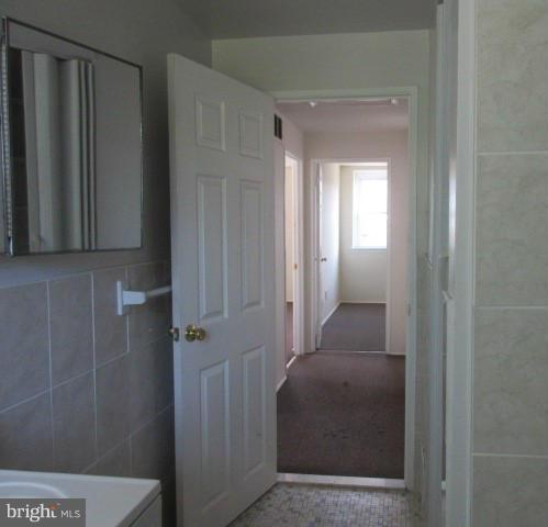 5231 Cedgate Road Baltimore, MD 21206 - Photo 10 of 15 Interior (General)