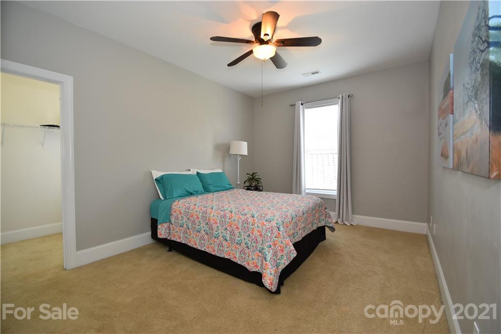 6715 Springs Mill Road Charlotte, NC 28277 - Photo 28 of 47 Gallery Image 28
