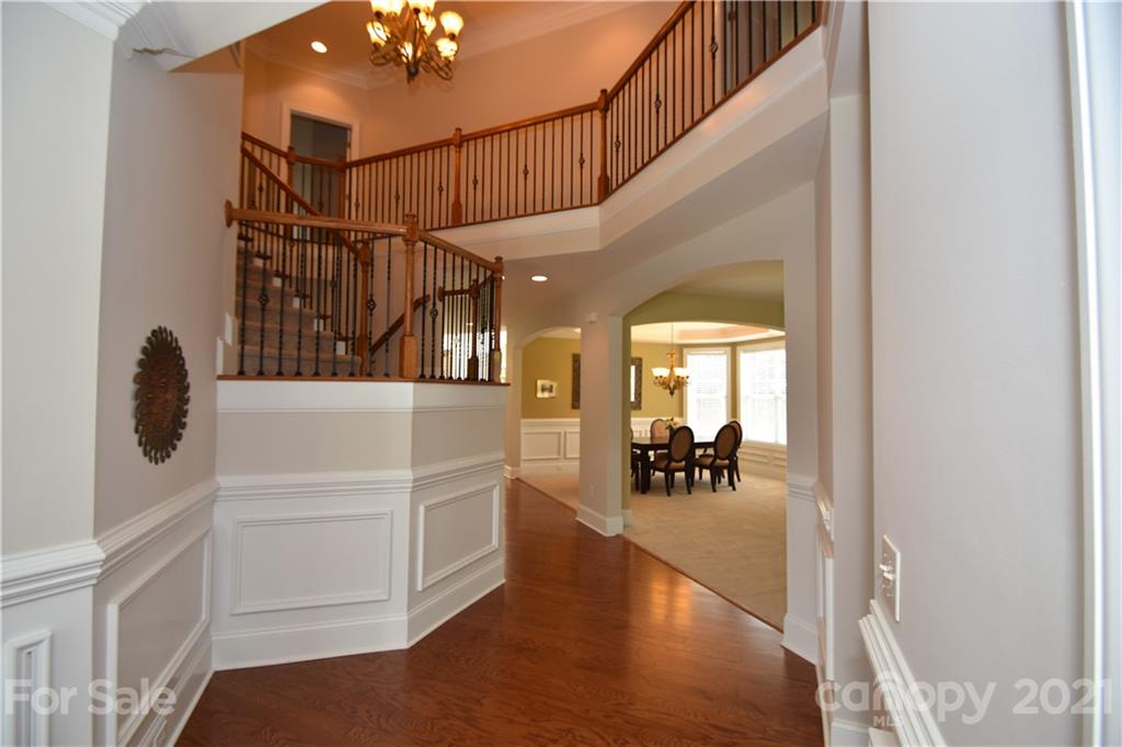 6715 Springs Mill Road Charlotte, NC 28277 - Photo 6 of 47 Gallery Image 6