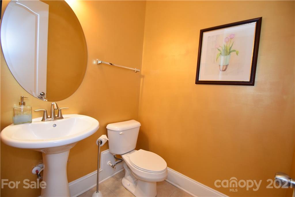 6715 Springs Mill Road Charlotte, NC 28277 - Photo 9 of 47 Gallery Image 9