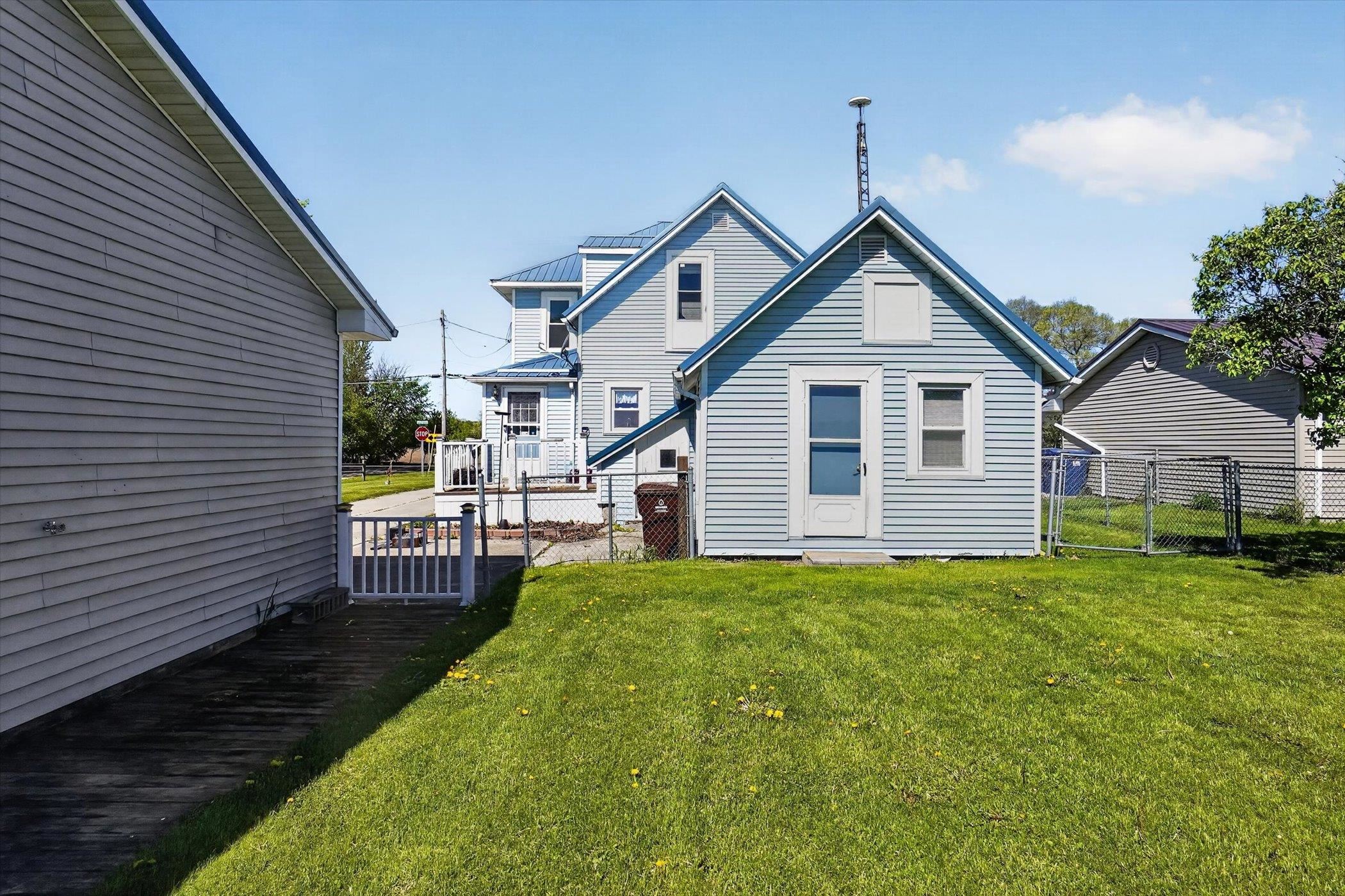 6348 North Pingree Road Elwell, MI 48832 - Photo 45 of 48