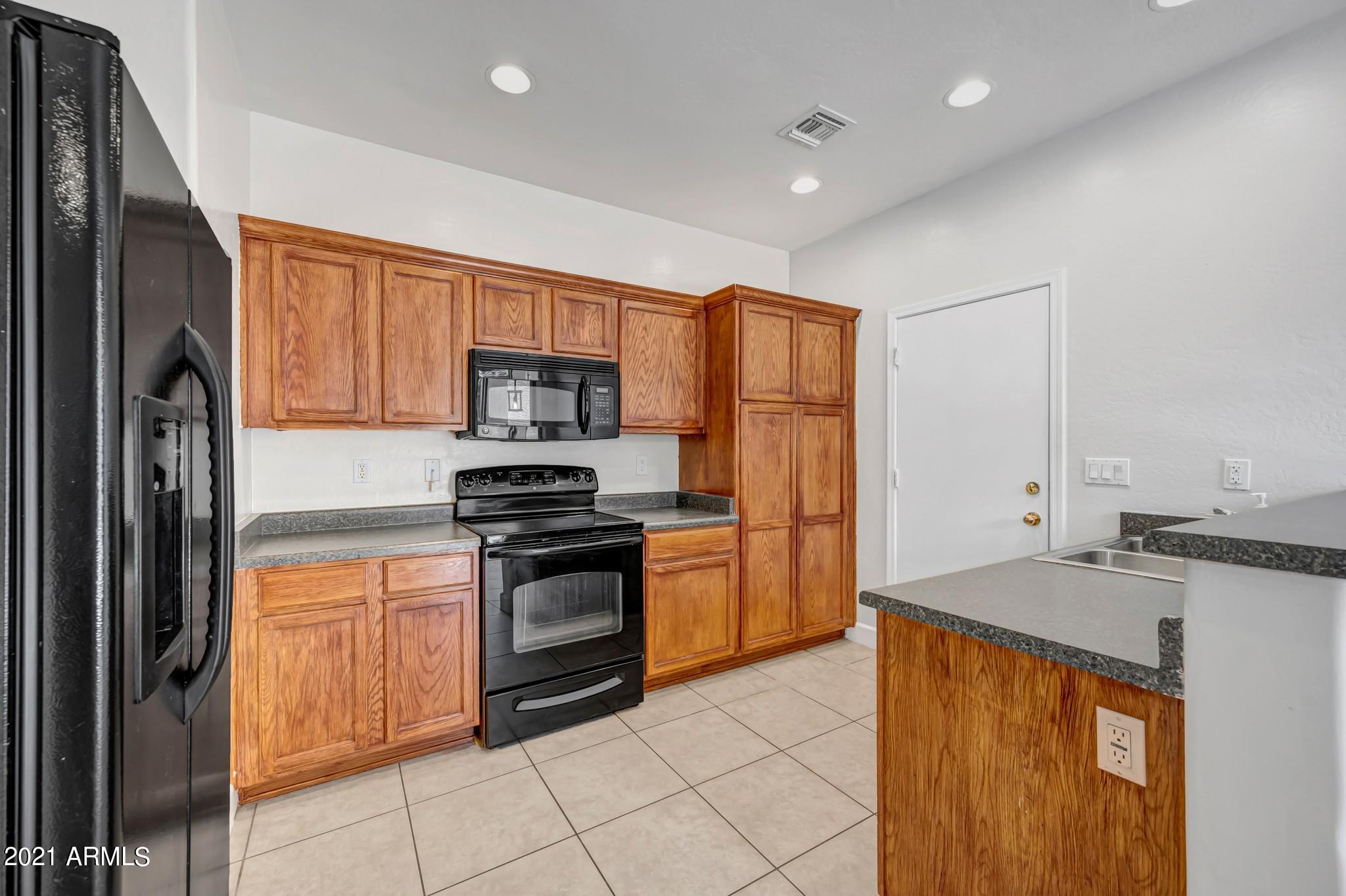 451 South Hawes Road, Unit 59 Mesa, AZ 85208 - Photo 11 of 36 11-Hawes