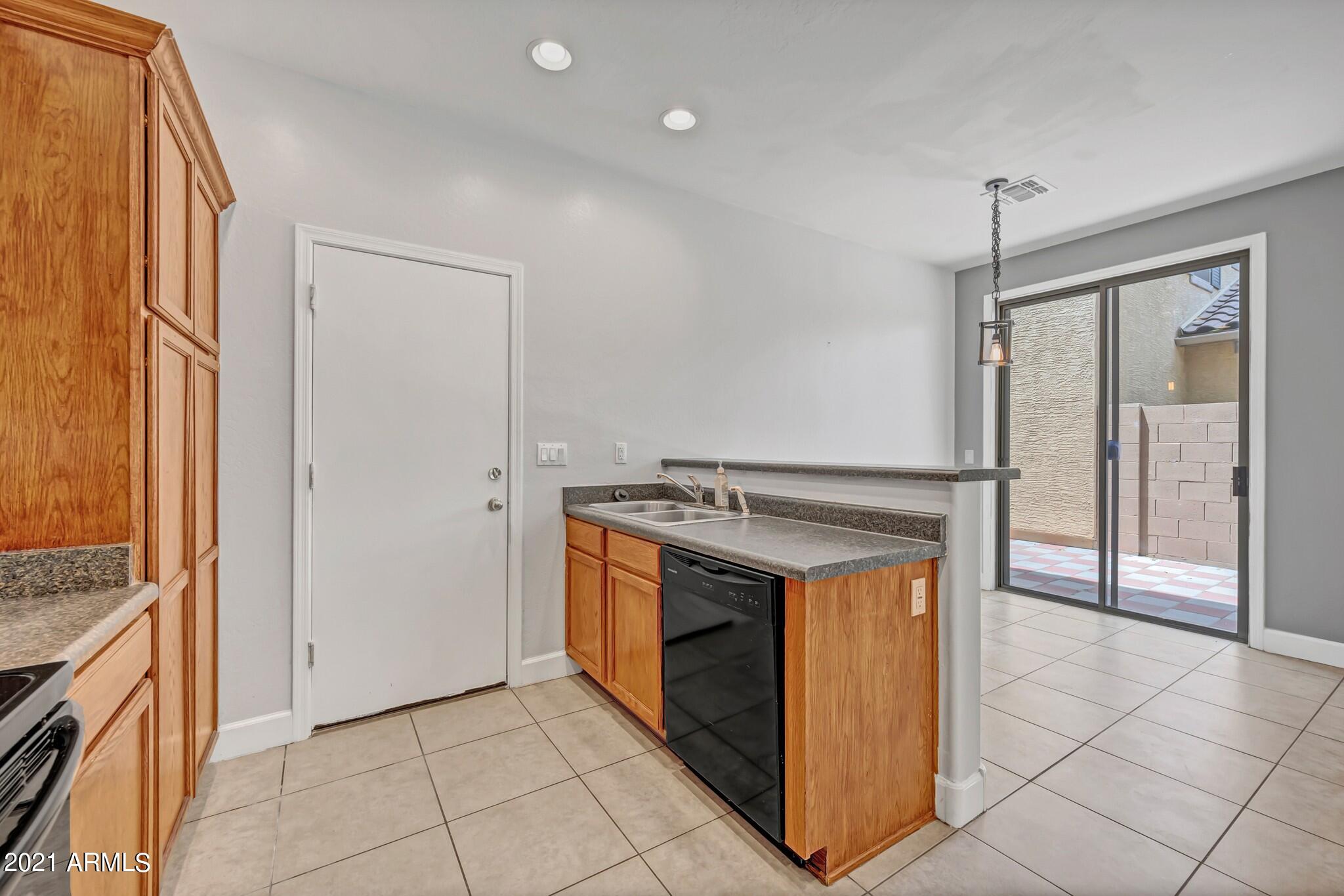 451 South Hawes Road, Unit 59 Mesa, AZ 85208 - Photo 13 of 36 13-Hawes