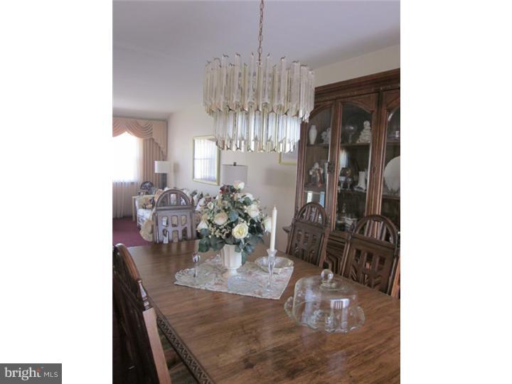11 Lanfair Road Evesham, NJ 08053 - Photo 5 of 23 Gallery Image 5