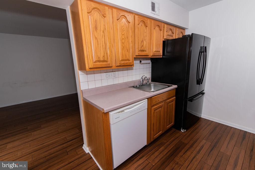 9001 Ridge Avenue, Unit 45 Philadelphia, PA 19128 - Photo 7 of 18 Gallery Image 7