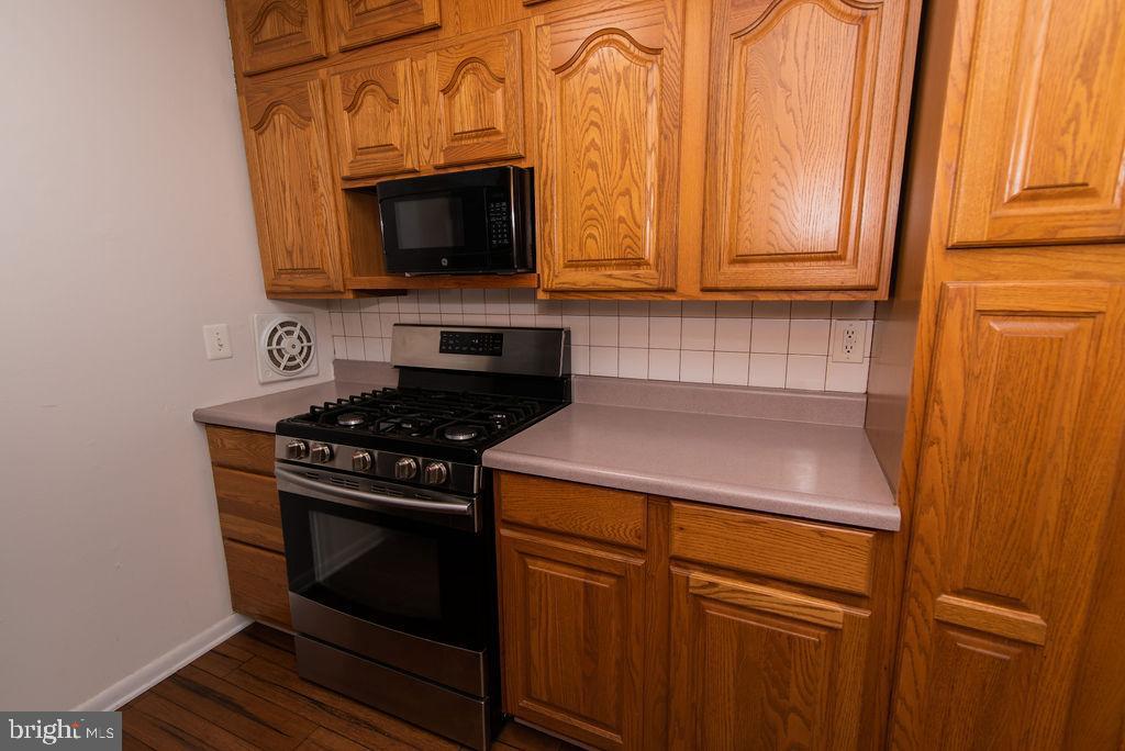 9001 Ridge Avenue, Unit 45 Philadelphia, PA 19128 - Photo 8 of 18 Gallery Image 8