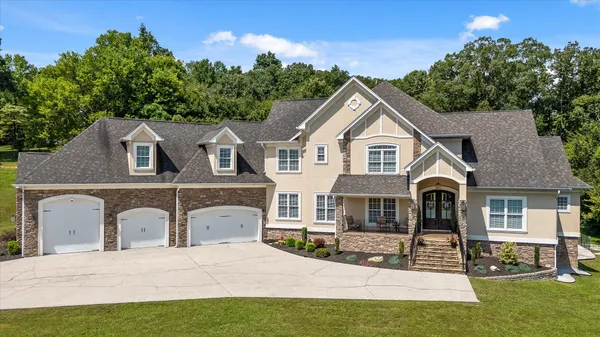 $1,650,000 | 2023 River Bluff Drive, Hixson, TN 37343